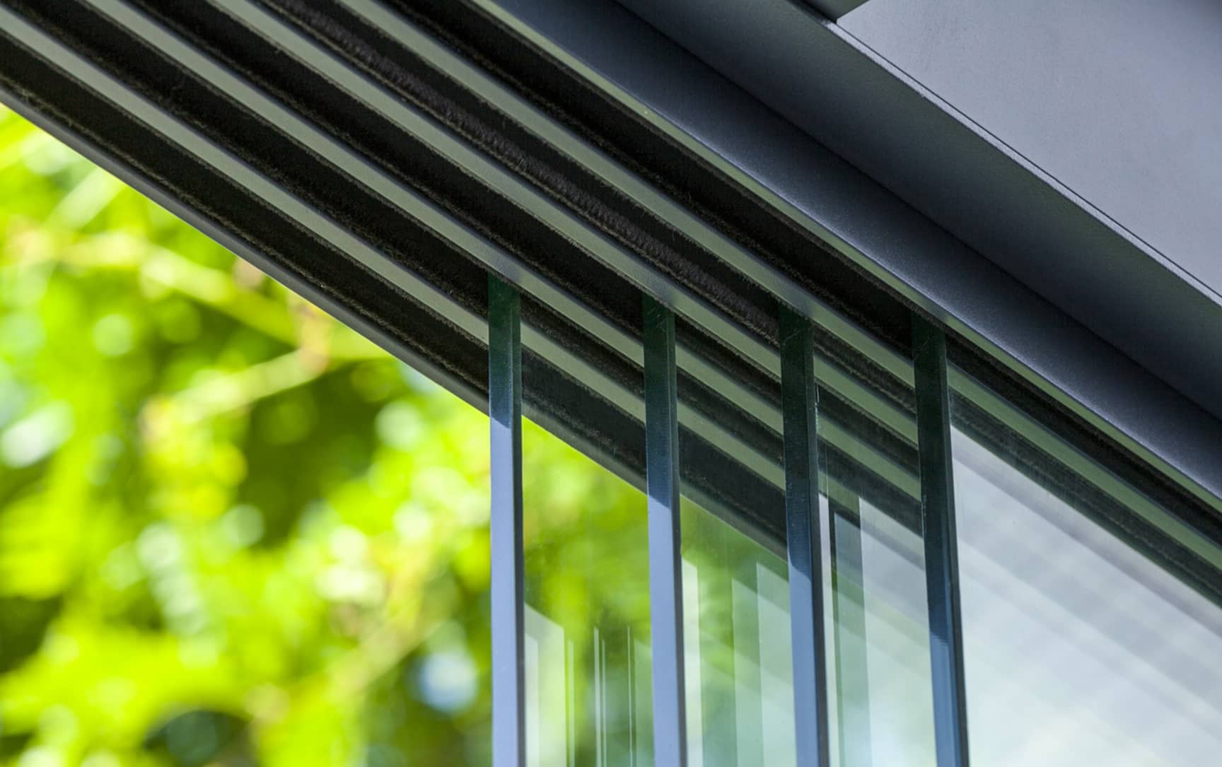 glass-sliding-door-close-up Glass sliding door close up