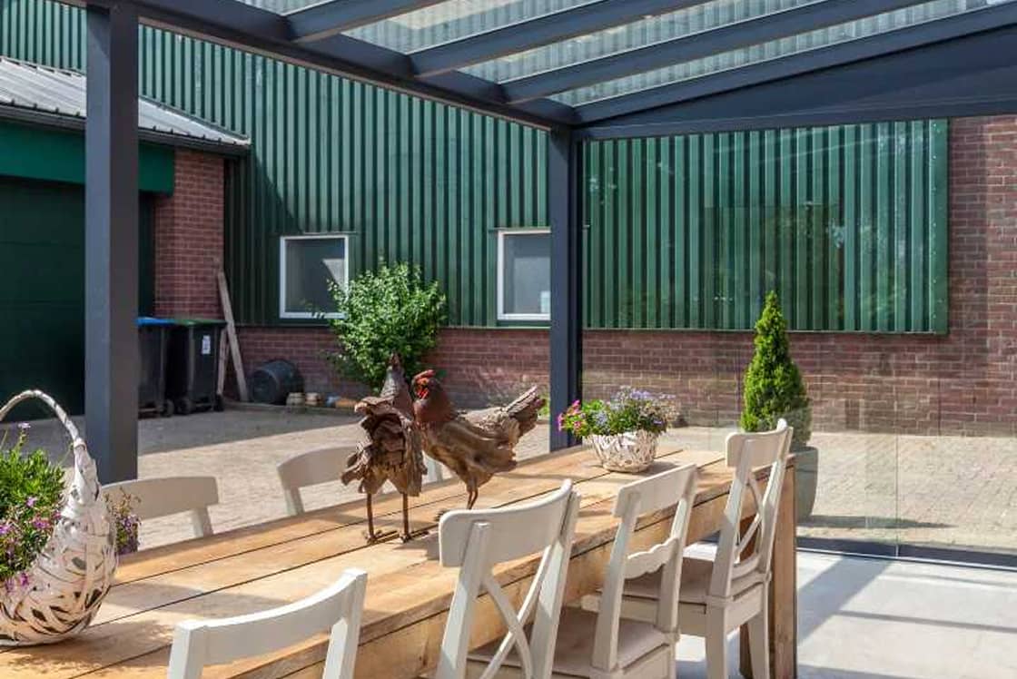 glass-wall-veranda Glass wall aluminium veranda with open front